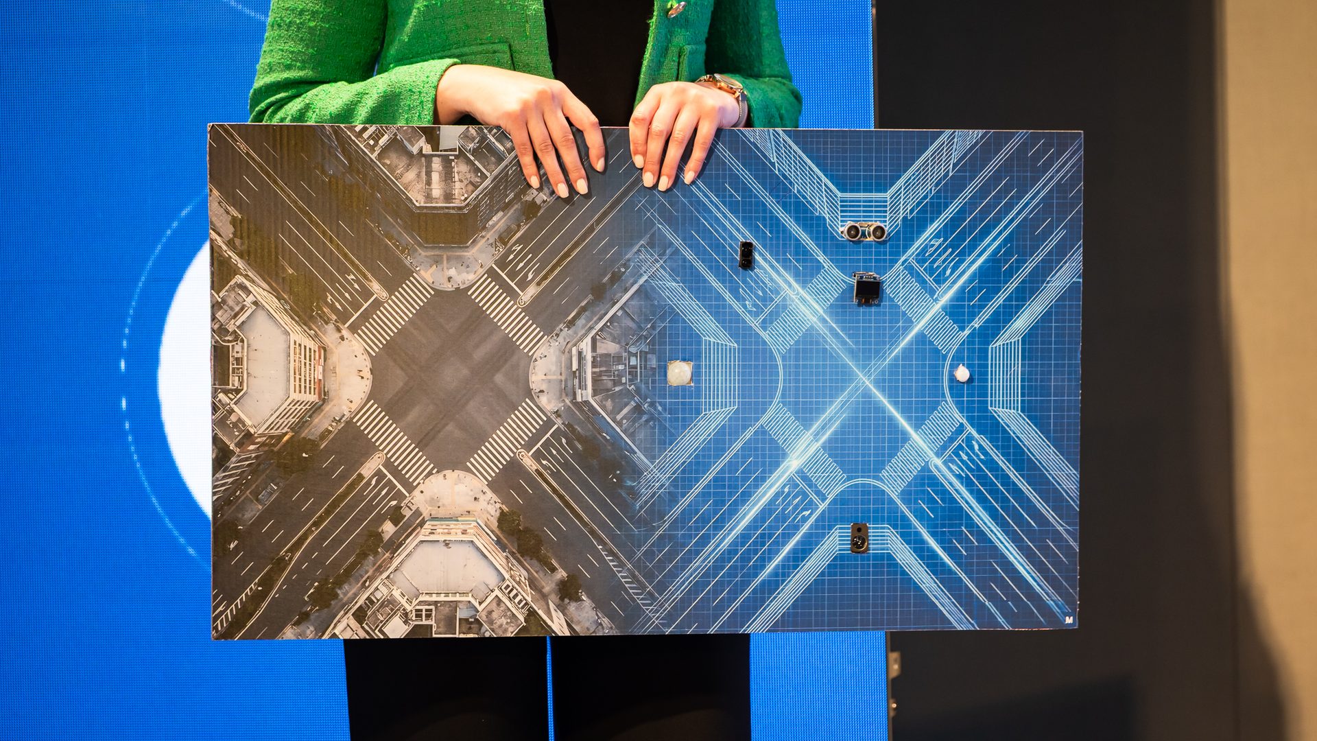 Close-up of a BauSignal traffic intersection simulation display board