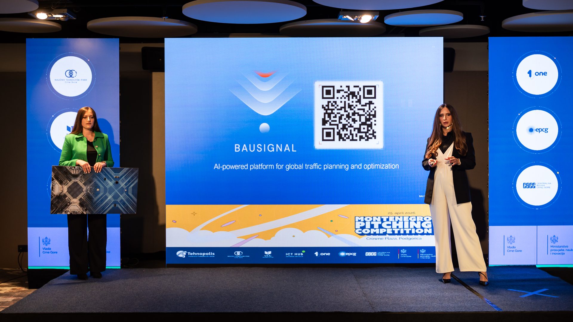 BauSignal founders presenting their AI-powered traffic planning platform at the Montenegro Pitching Competition